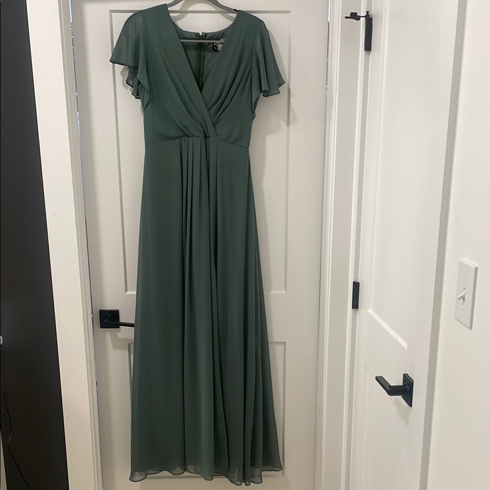 Elegant Green Maxi Dress